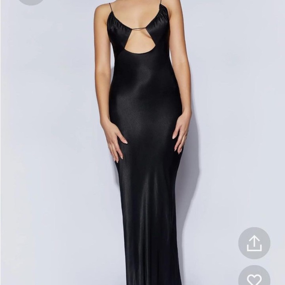 Sadie Maxi Satin Halter Ruched
Slip Dress- black